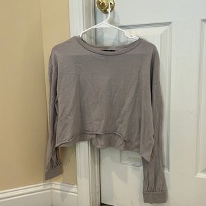 Forever 21 grey long sleeve cropped shirt
